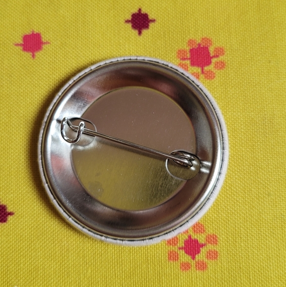 No face soot sprite 1.5" pin badge - Picture 7 of 7